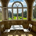 Château De Laclaireau Couette-café 3*