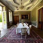 Bed & Breakfast Chateau De Laclaireau