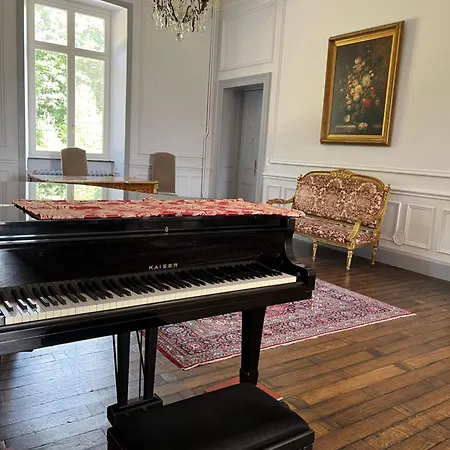 Chateau De Laclaireau