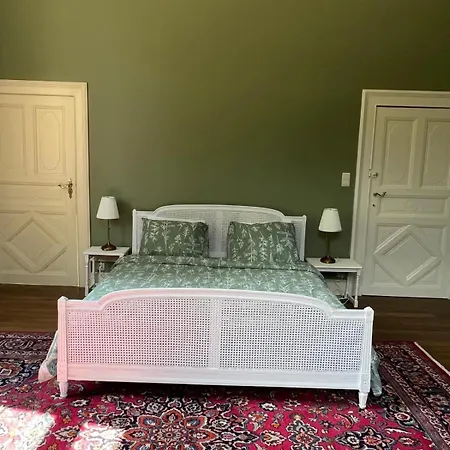 Chateau De Laclaireau Virton