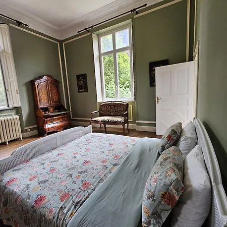 Chateau De Laclaireau Bed & Breakfast Virton