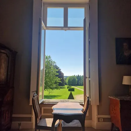 Bed & Breakfast Chateau De Laclaireau 3*